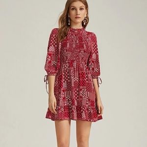 Graphic Print - Ruffle Hem Dress - Perfect for spring/fall - Size S (4)
